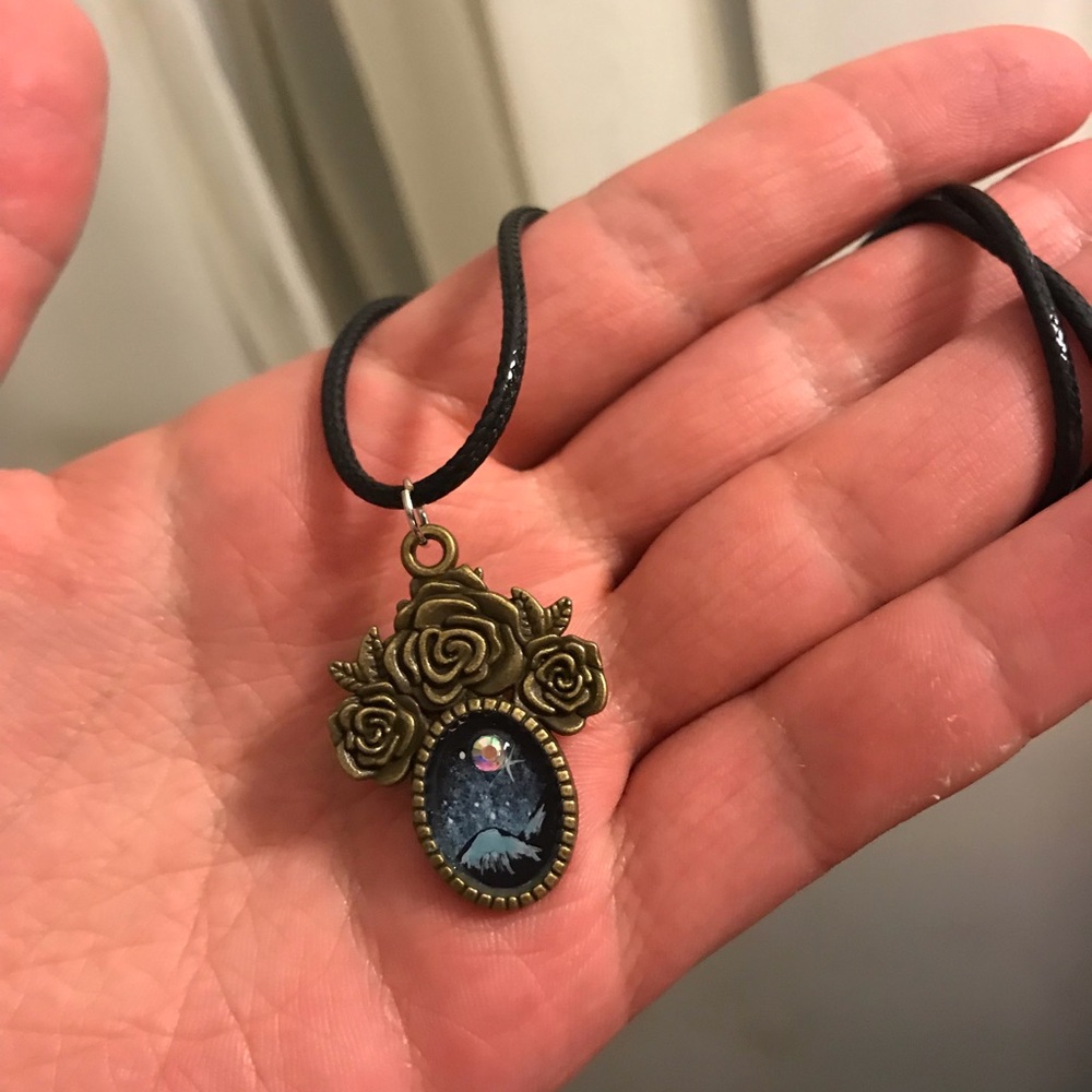 Mountain necklace